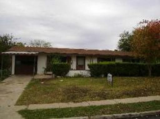 1st image of 115 MEADOW VALLEY DR