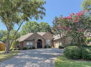 4435 Tree House Dr, Conway, AR 72034
