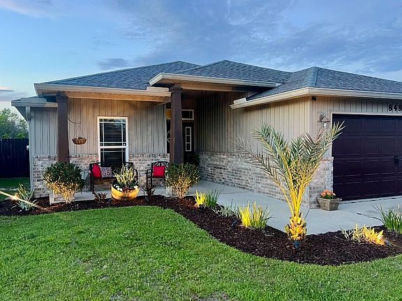 3rd image of 8486 Island Dr