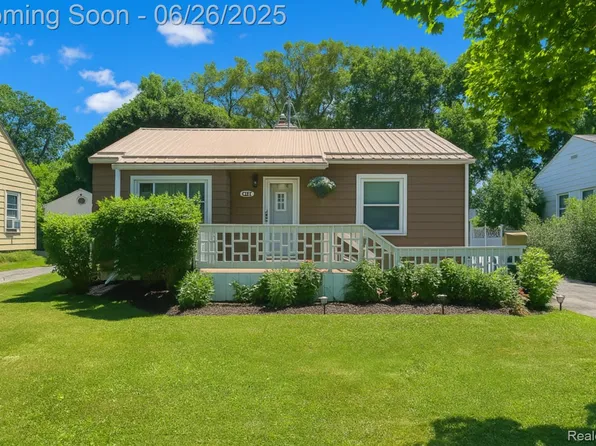 607 Chalmers St, Flint, MI 48503