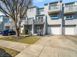 431 Sea Horse Rd, Brigantine, NJ 08203