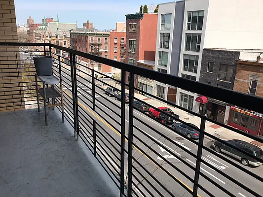 Rented by Dwell Residential Inc | media 38