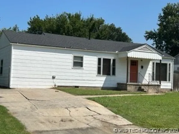1004 S 13th St, McAlester, OK 74501