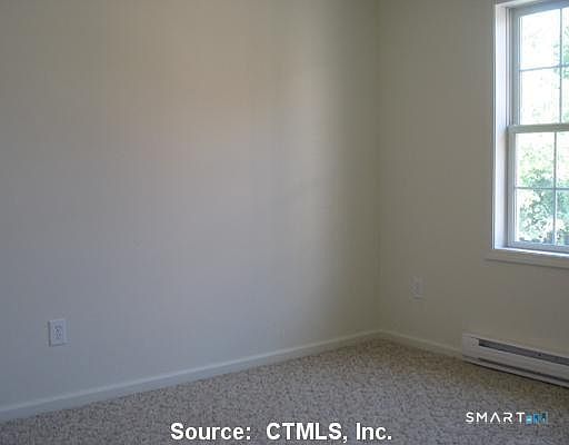 4th image of 7 New St #202