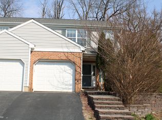 49 Tupelo St, Lititz, PA 17543