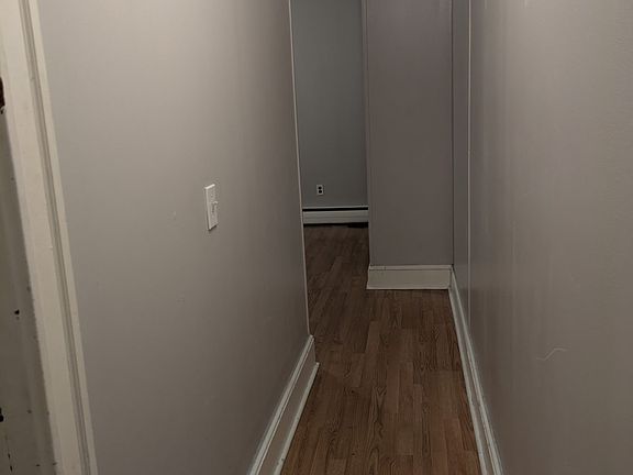 3rd image of 167 Greenwood St Floor 1