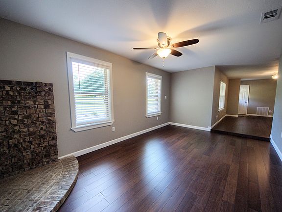 5th image of 40 Creek Ln