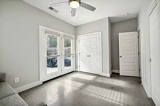 611A Waco Dr — Photo 13