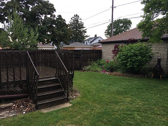 5th image of 1334 Marion Ave