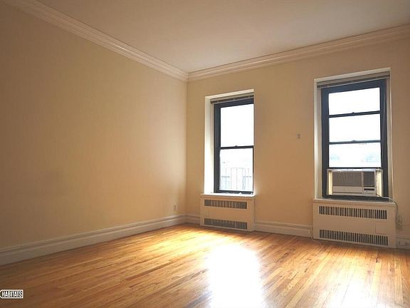 5th image of 119 E 89th St APT 5A