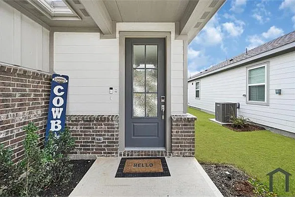 3 bed, 1462 sqft, $2,300 — Photo 4