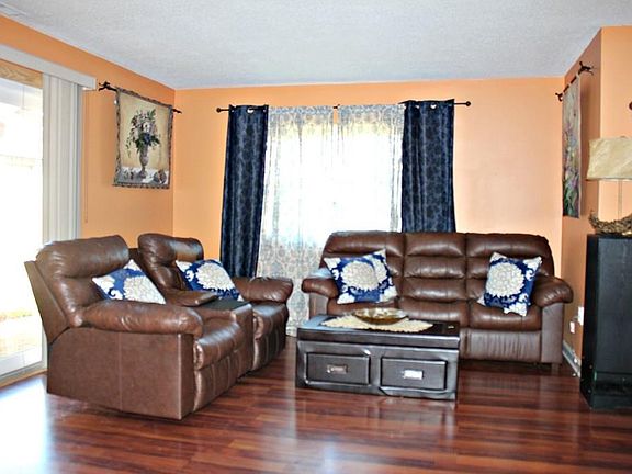 2nd image of 23 Meadowood Dr