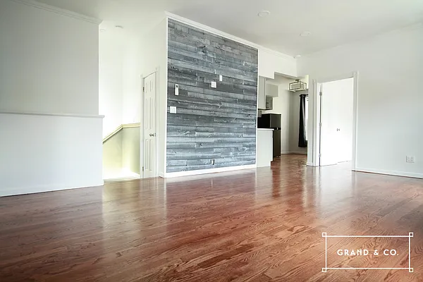 Rented by Grand & Co. | media 13