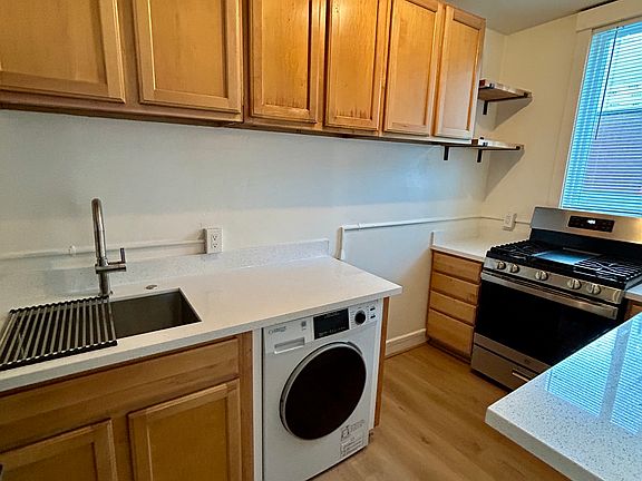 5th image of 101A Hoffman Ave #101A
