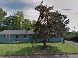 408 Whittier St, Silverton, OR 97381