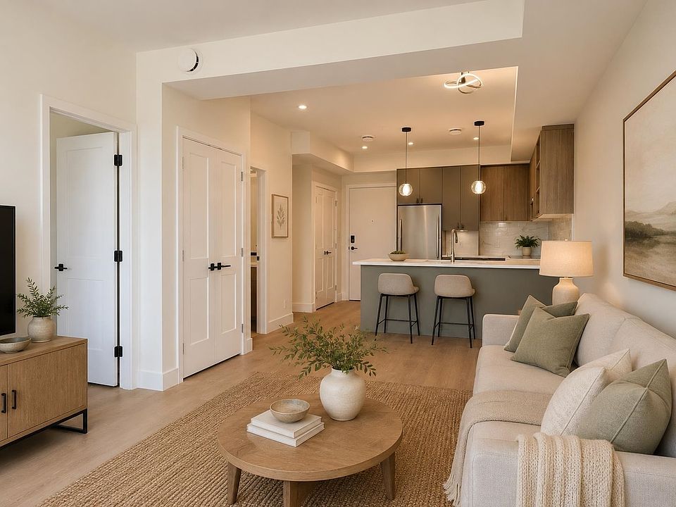 1st image of 2233 156th St #304