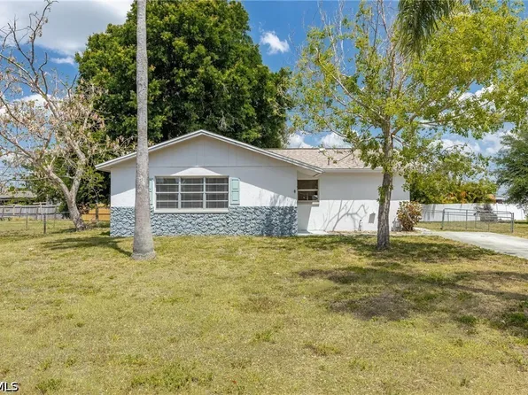13830 5th St, Fort Myers, FL 33905