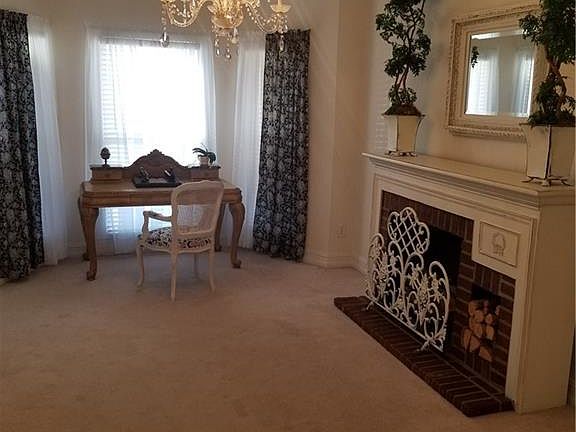 4th image of 600 Wellbrook Ct