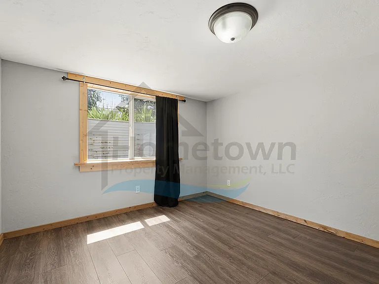 801 E Harrison Ave #1 — Photo 5