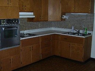 3rd image of 780 N Glenwood Pl
