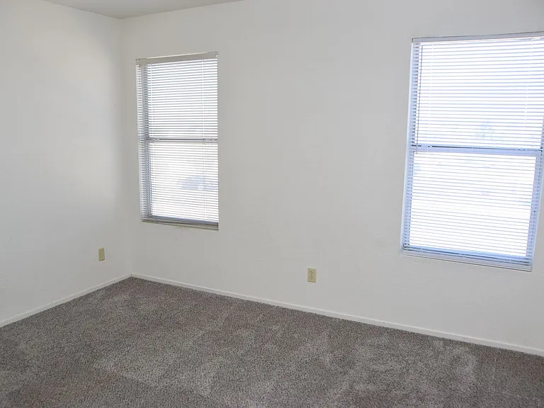1360 Pacific Terrace Dr — Photo 35