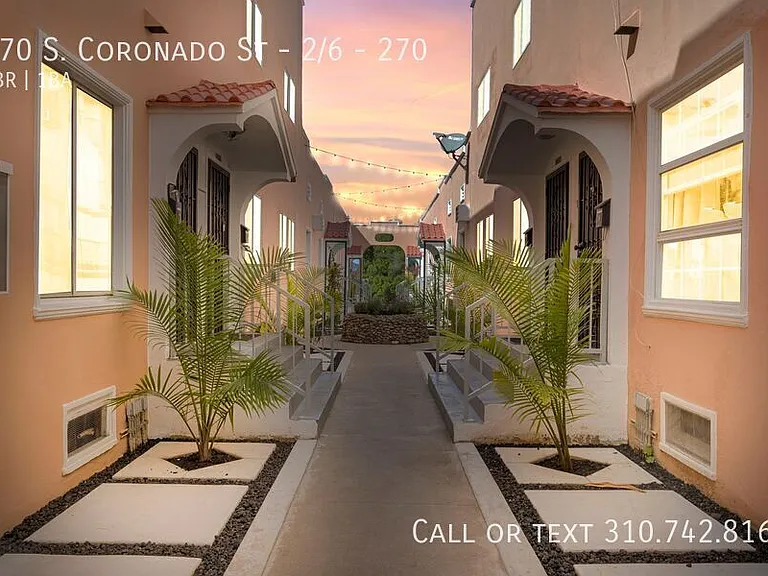 270 S Coronado St #2/6 — Photo 37