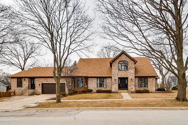 1st image of 615 E Liberty Dr