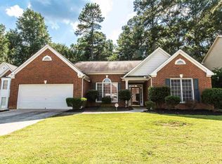 3999 Villa Lake Rd, Powder Springs, GA 30127