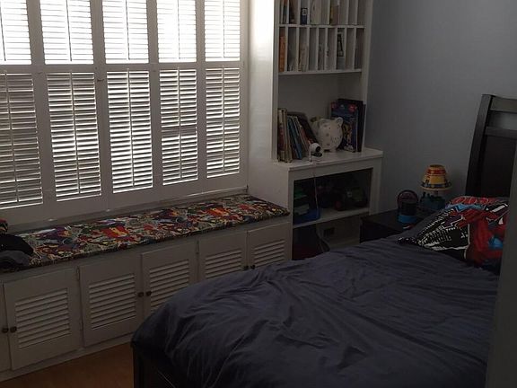 5th image of 11725 Doral Ave