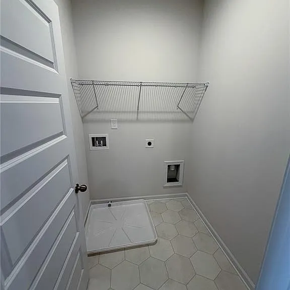 1013 Stiles Ct — Photo 8