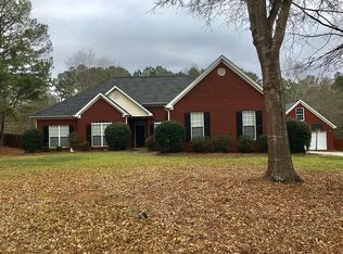 115 Harbin Trl, Locust Grove, GA 30248