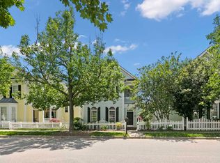 815 Carpenter Town Ln, Cary, NC 27519