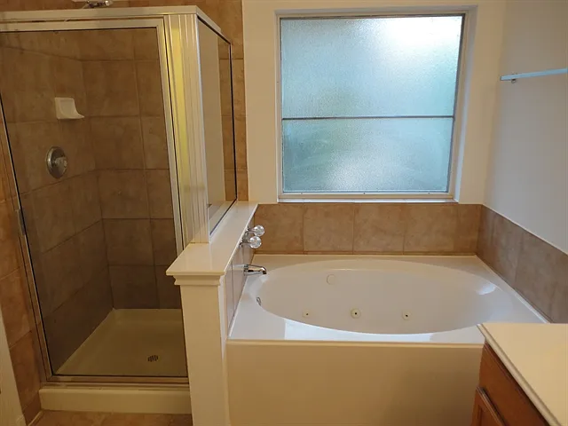 2116 Faldo Ln — Photo 12
