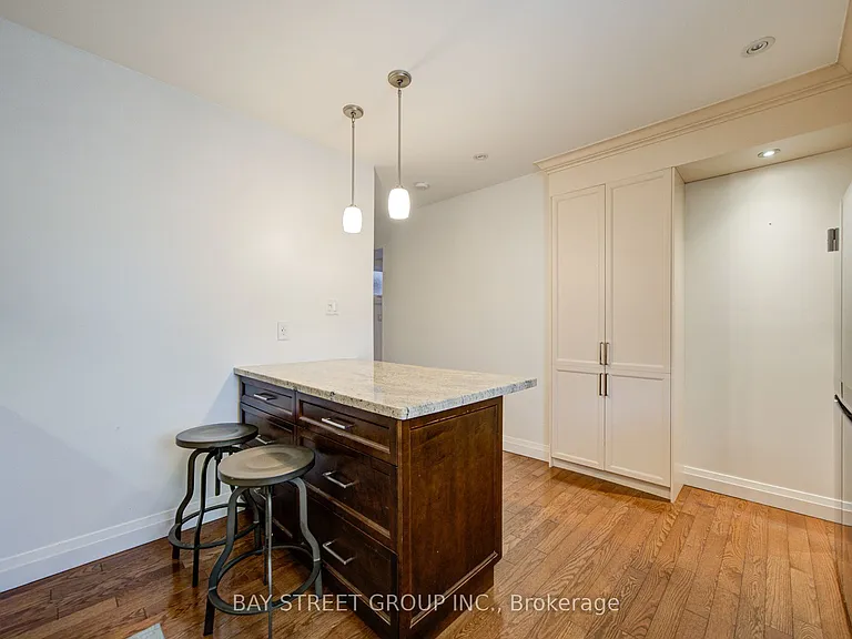 95 Hopedale Ave — Photo 16