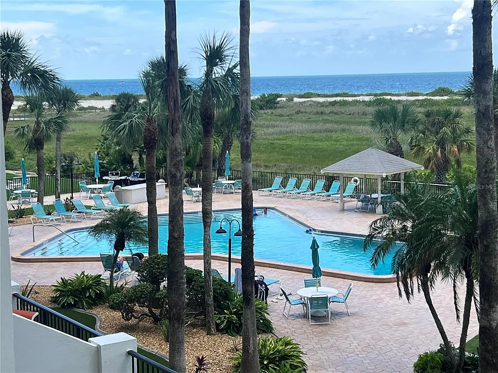 2 bed, 2.0 bath, 1111 sqft, $3,500 — Photo 1