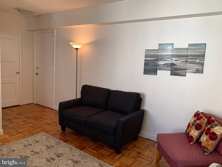 2130 N St NW #405 — Photo 10
