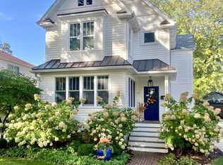 4712 Middaugh Ave, Downers Grove, IL 60515