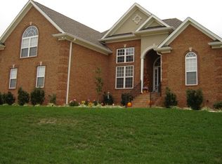 3013 Settlers Ct, Greenbrier, TN 37073