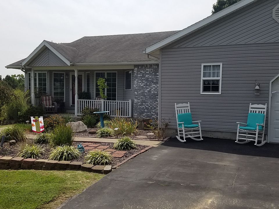 1st image of 814 Ponderosa Dr