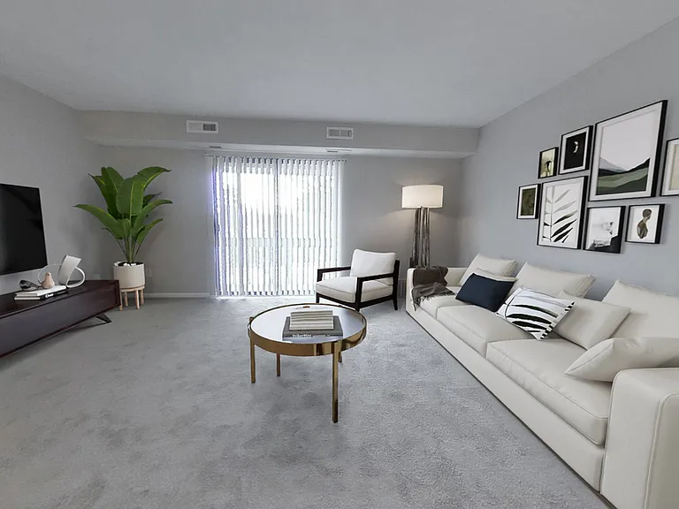 Liberty Hill Apartments — Photo 2