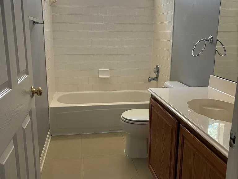 3523 Kings Mountain Dr — Photo 15