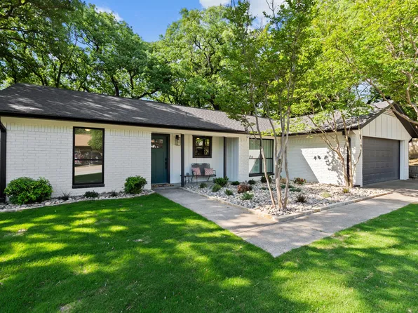 103 Camelot Dr, Weatherford, TX 76086