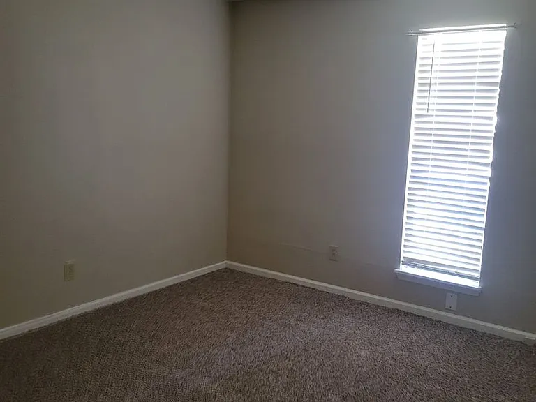15 Lakewood Ct — Photo 10