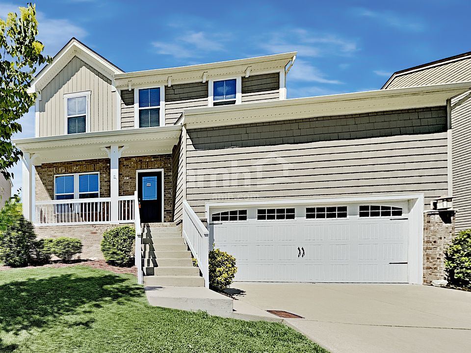 1st image of 728 Gloucester Ln