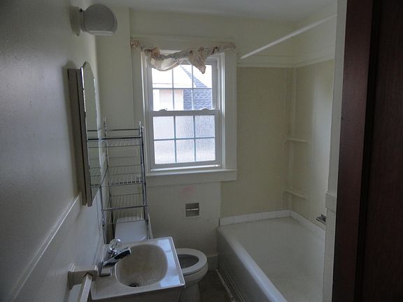 Bathroon