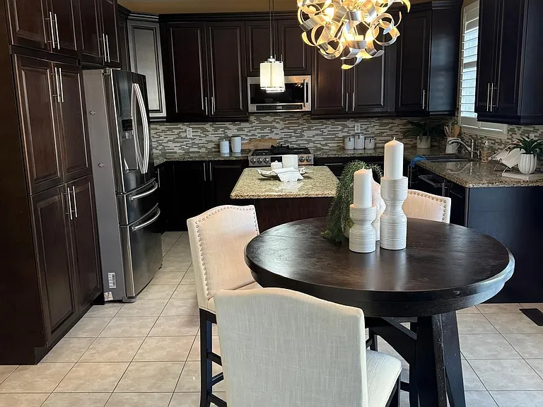 21 Denbury Ct #B — Photo 6