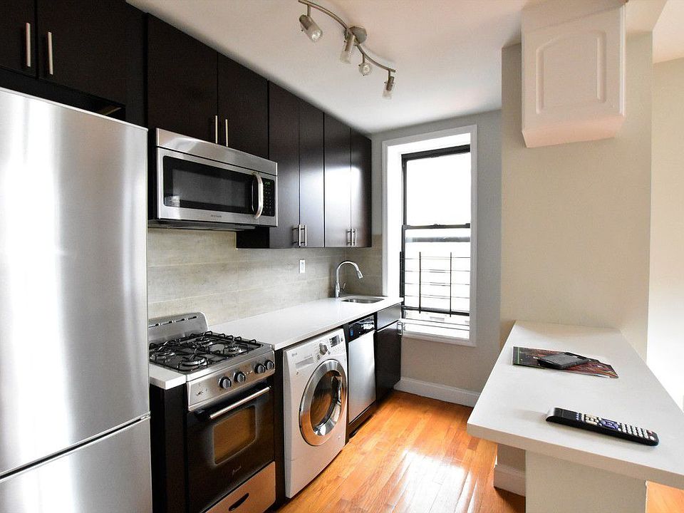 1st image of 820 W 180th St APT 41
