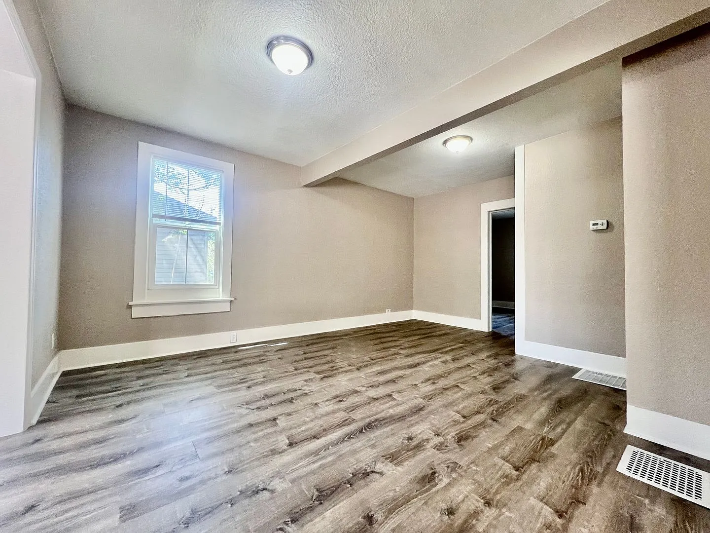 Beautifully updated 4-bedroom, 2 1/2-bath home available now! — Photo 4