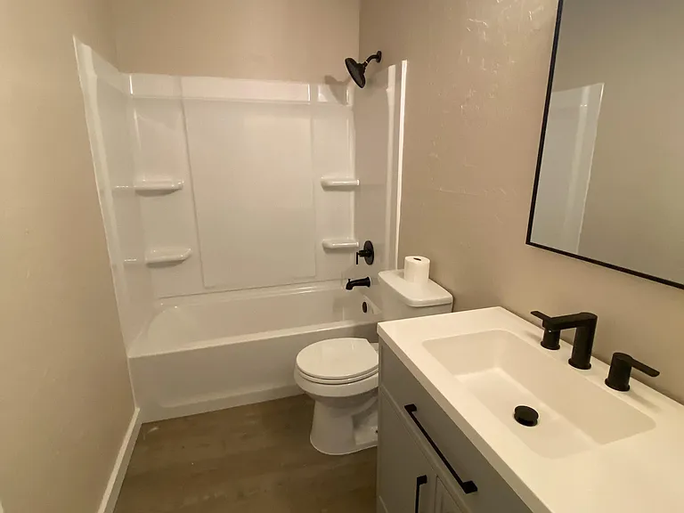 4516 E 8th Ave #1 — Photo 11