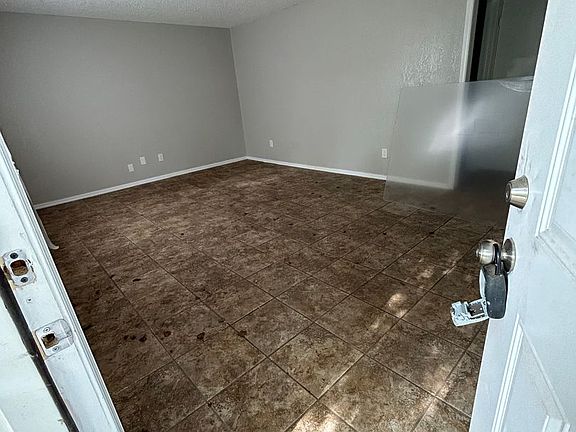 5th image of 7001 NW 12th St #7021